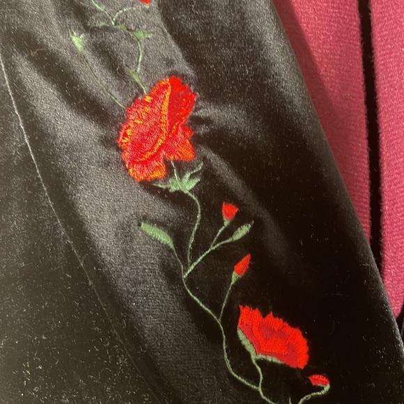 Valerie stephens 95% polyester 5% Lycra robe medium m rose details rose 🌹 - Picture 2 of 5